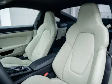 992 GT3 Touring   Oak Green    Islandgrün   Lift