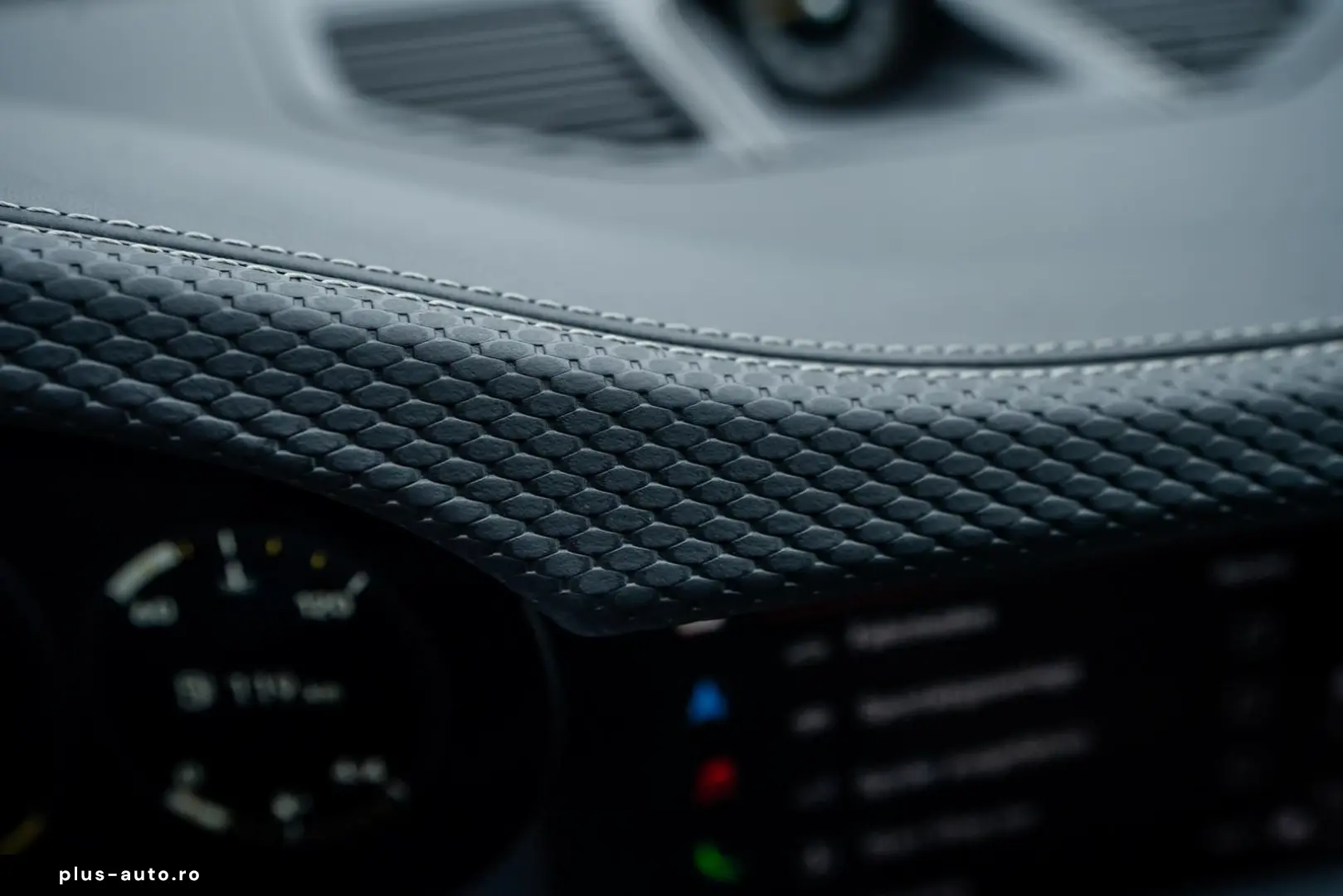 992 GT3 Touring   Oak Green    Islandgrün   Lift