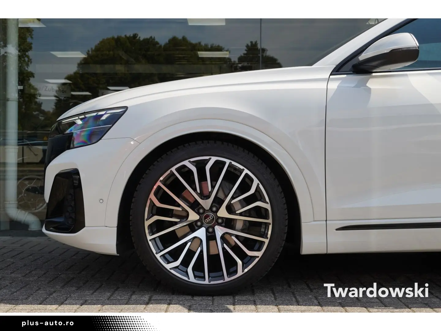 Q8 S line 50 TDI Luft 23'' PANO AHK Memory ACC