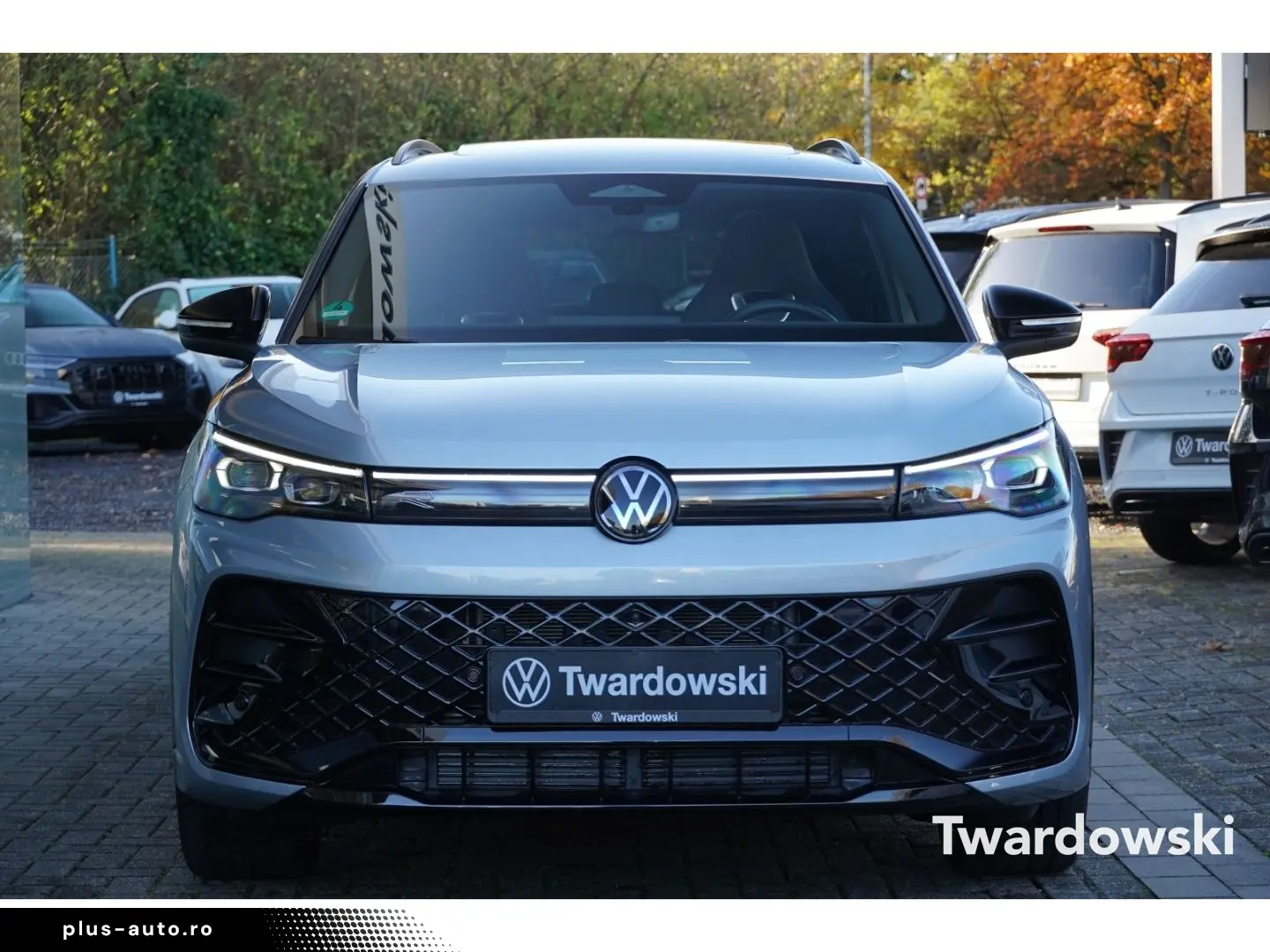 Tiguan 1.5 eTSI R-Line Pano AHK Matrix 360  ACC