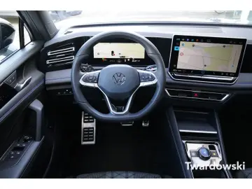 Tiguan 1.5 eTSI R-Line Pano AHK Matrix 360  ACC