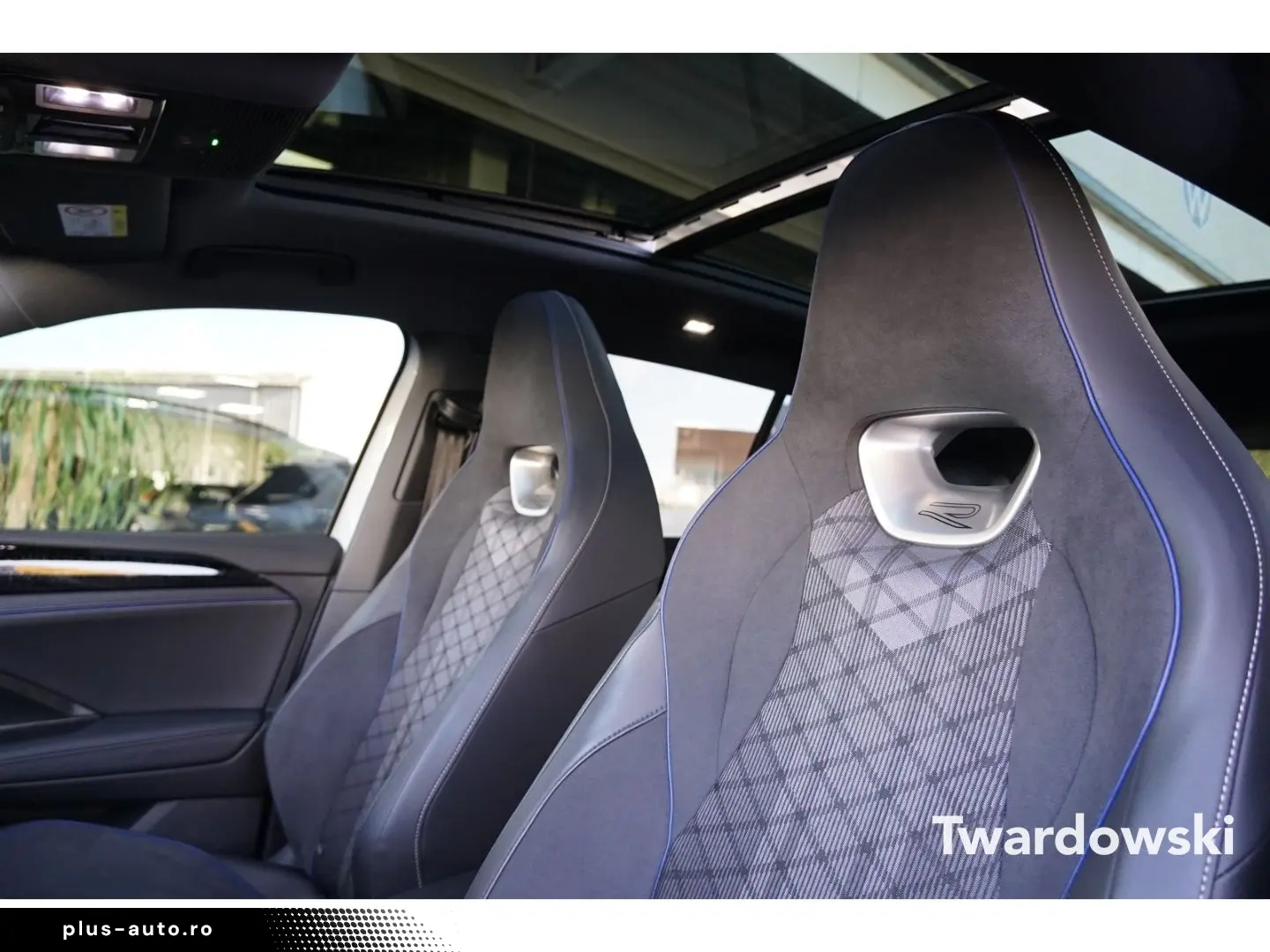 Tiguan 1.5 eTSI R-Line Pano AHK Matrix 360  ACC