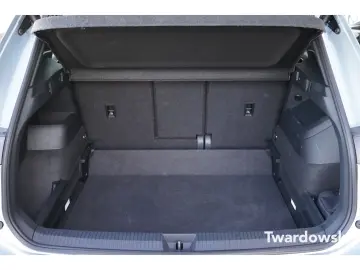 Tiguan 1.5 eTSI R-Line Pano AHK Matrix 360  ACC