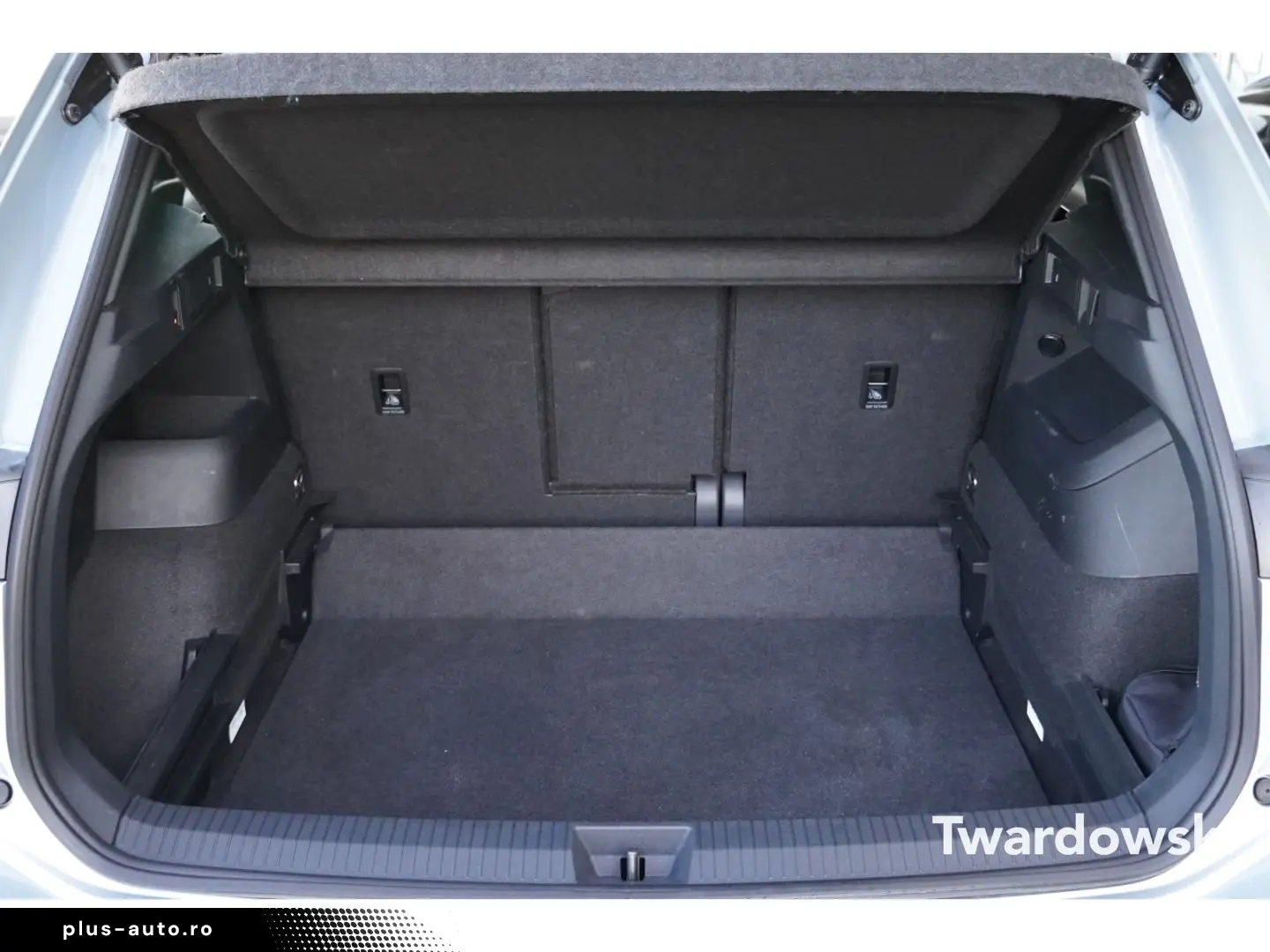 Tiguan 1.5 eTSI R-Line Pano AHK Matrix 360  ACC