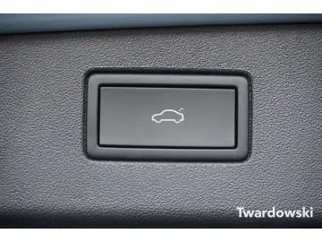 Tiguan 1.5 eTSI R-Line Pano AHK Matrix 360  ACC