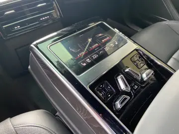 A8  HdUp Nachtsicht B&O Fond TV Ambi