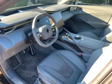 Eletre R   2200 KM   VOLL   NP 200 T€   SHOWCAR!