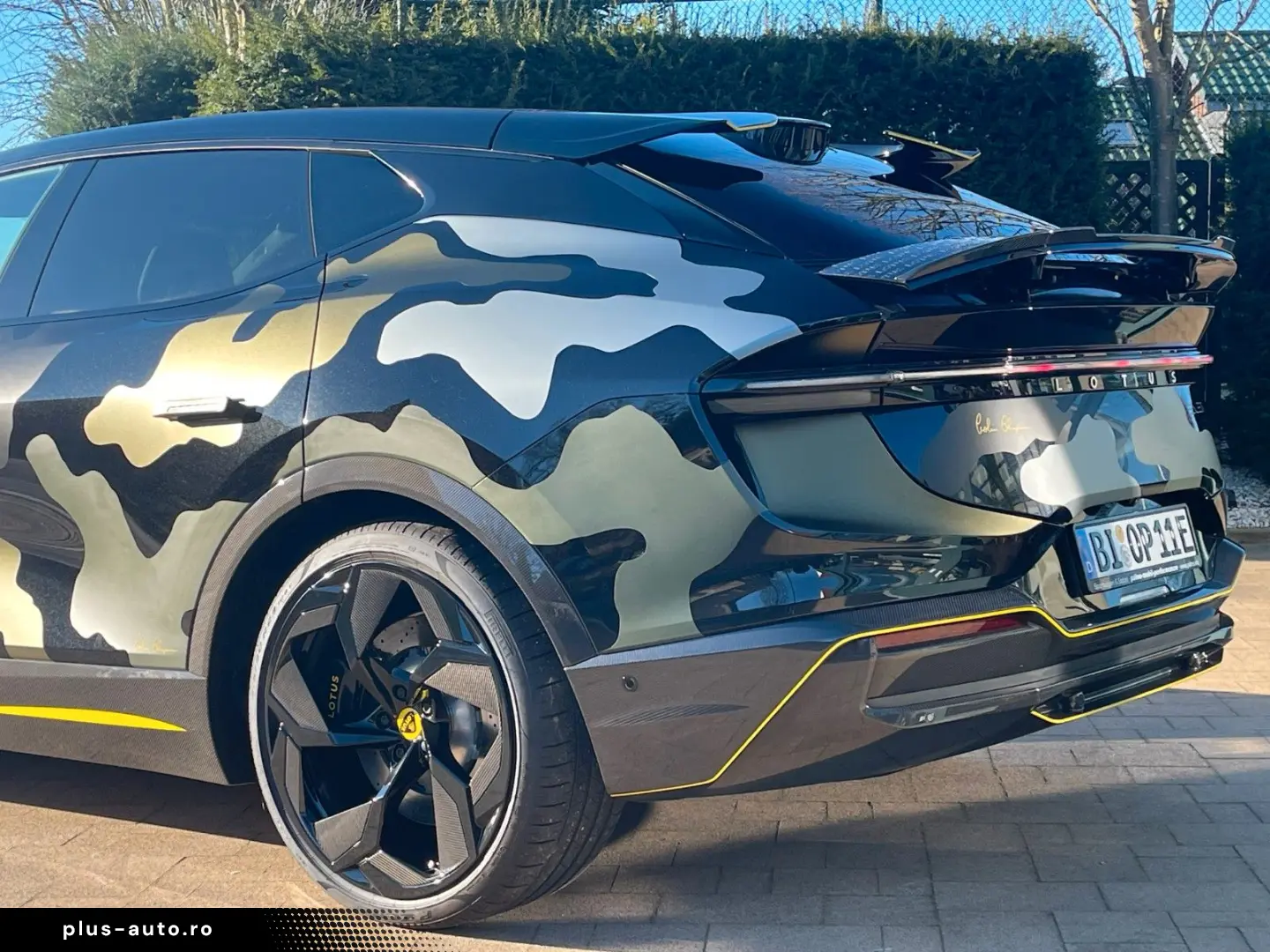 Eletre R   2200 KM   VOLL   NP 200 T€   SHOWCAR!