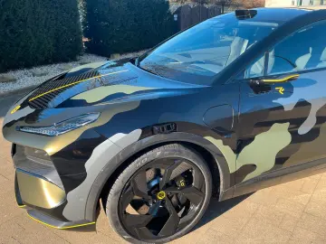 Eletre R   2200 KM   VOLL   NP 200 T€   SHOWCAR!