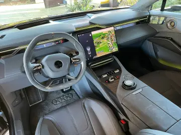 Eletre R   2200 KM   VOLL   NP 200 T€   SHOWCAR!