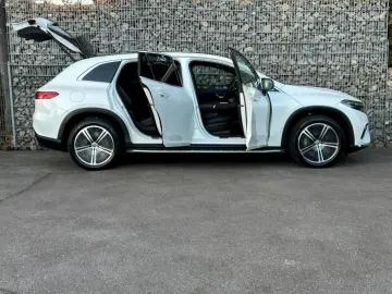 EQS 580 4Matic SUV TPremium Paket  UPE € 177.334