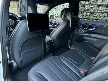 EQS 580 4Matic SUV TPremium Paket  UPE € 177.334