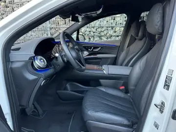 EQS 580 4Matic SUV TPremium Paket  UPE € 177.334