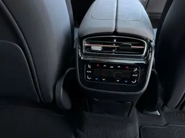 EQS 580 4Matic SUV TPremium Paket  UPE € 177.334