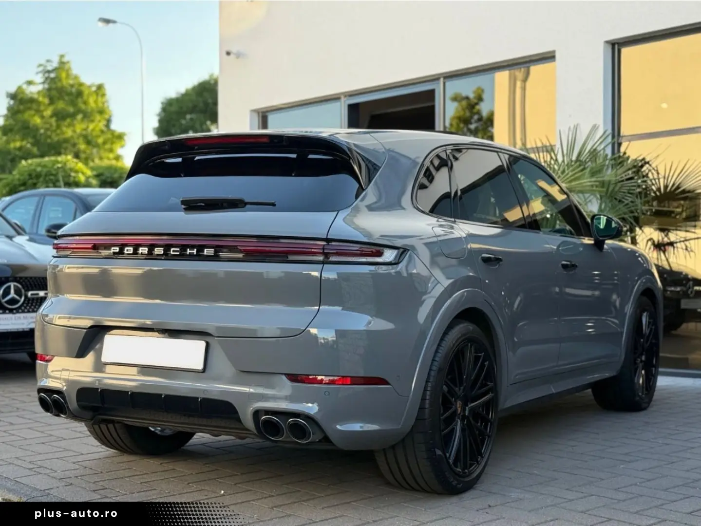 Cayenne E-Hybrid  Matrix Sportabgas 360  22Zoll