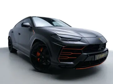Urus NOVITEC FELGEN&ABGASNALANGE B&O 23  CARBON