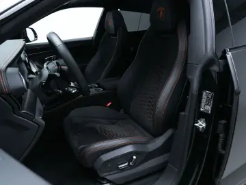 Urus NOVITEC FELGEN&ABGASNALANGE B&O 23  CARBON