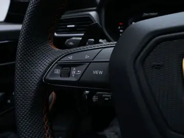 Urus NOVITEC FELGEN&ABGASNALANGE B&O 23  CARBON