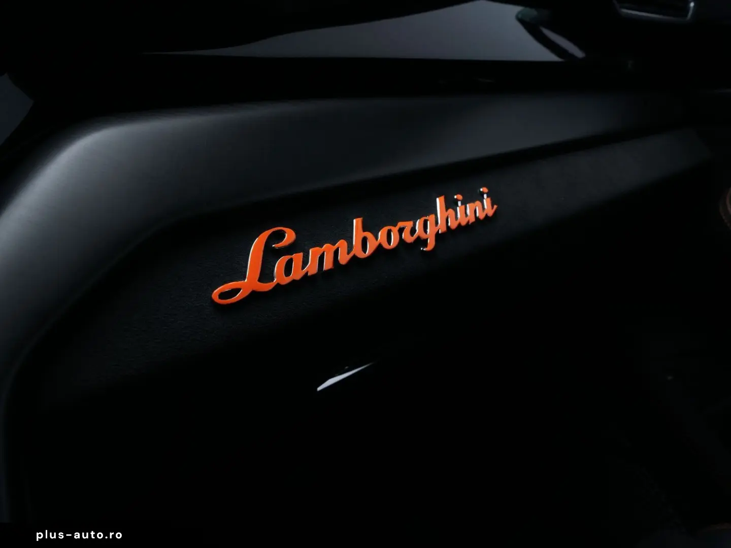 Urus NOVITEC FELGEN&ABGASNALANGE B&O 23  CARBON