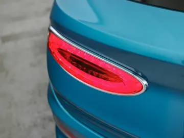 Bentayga Azure Hybrid