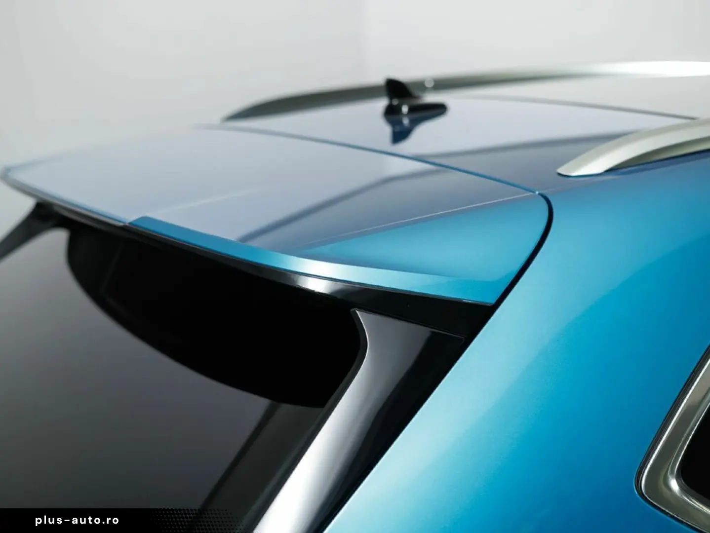 Bentayga Azure Hybrid