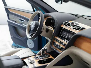 Bentayga Azure Hybrid