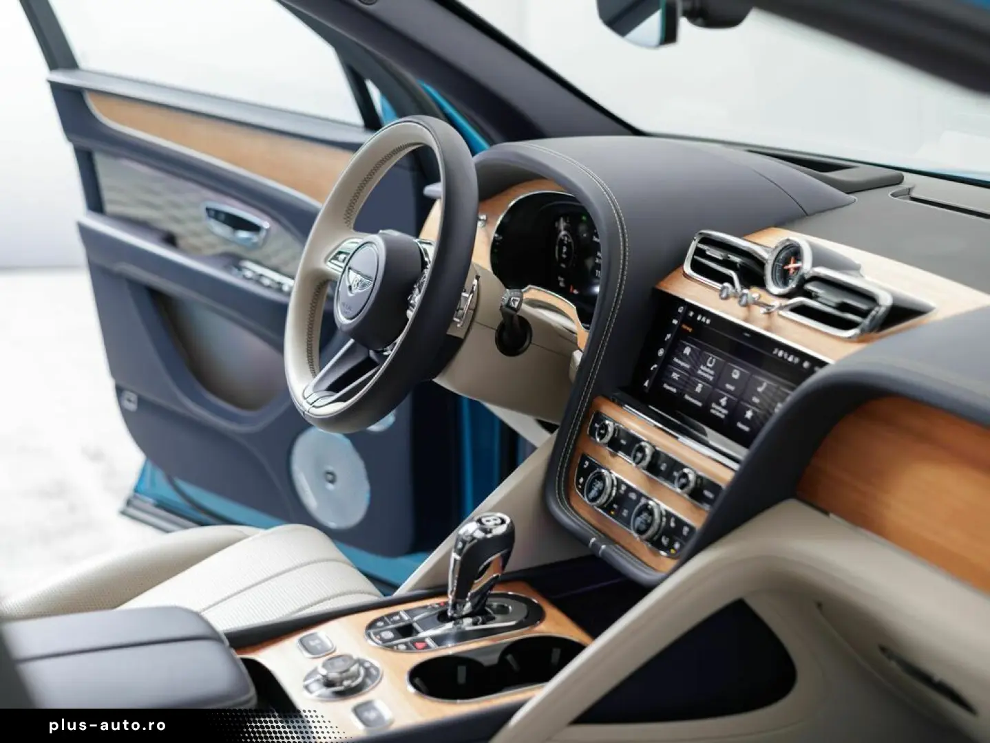 Bentayga Azure Hybrid