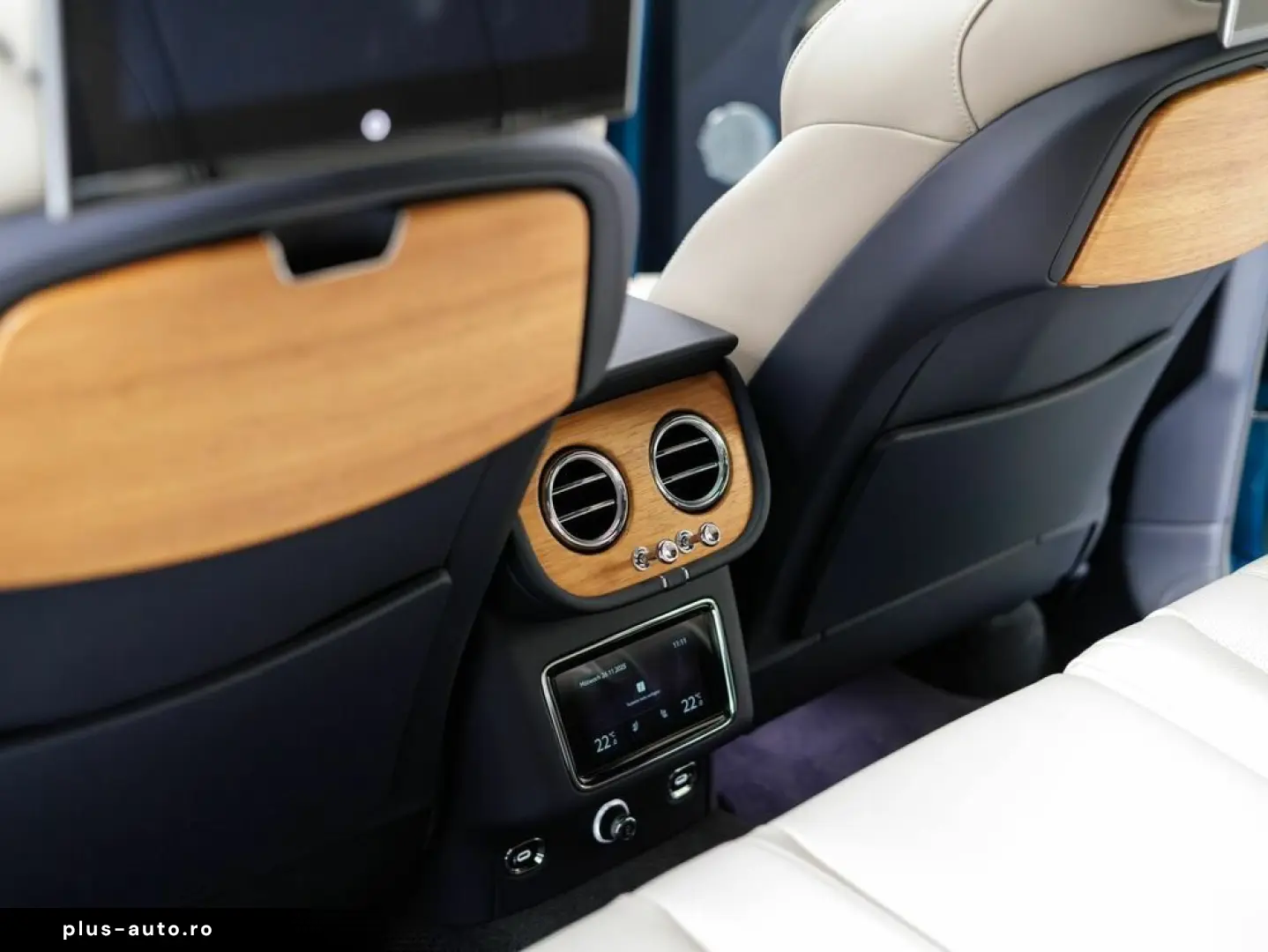 Bentayga Azure Hybrid