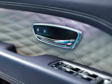 Bentayga Azure Hybrid