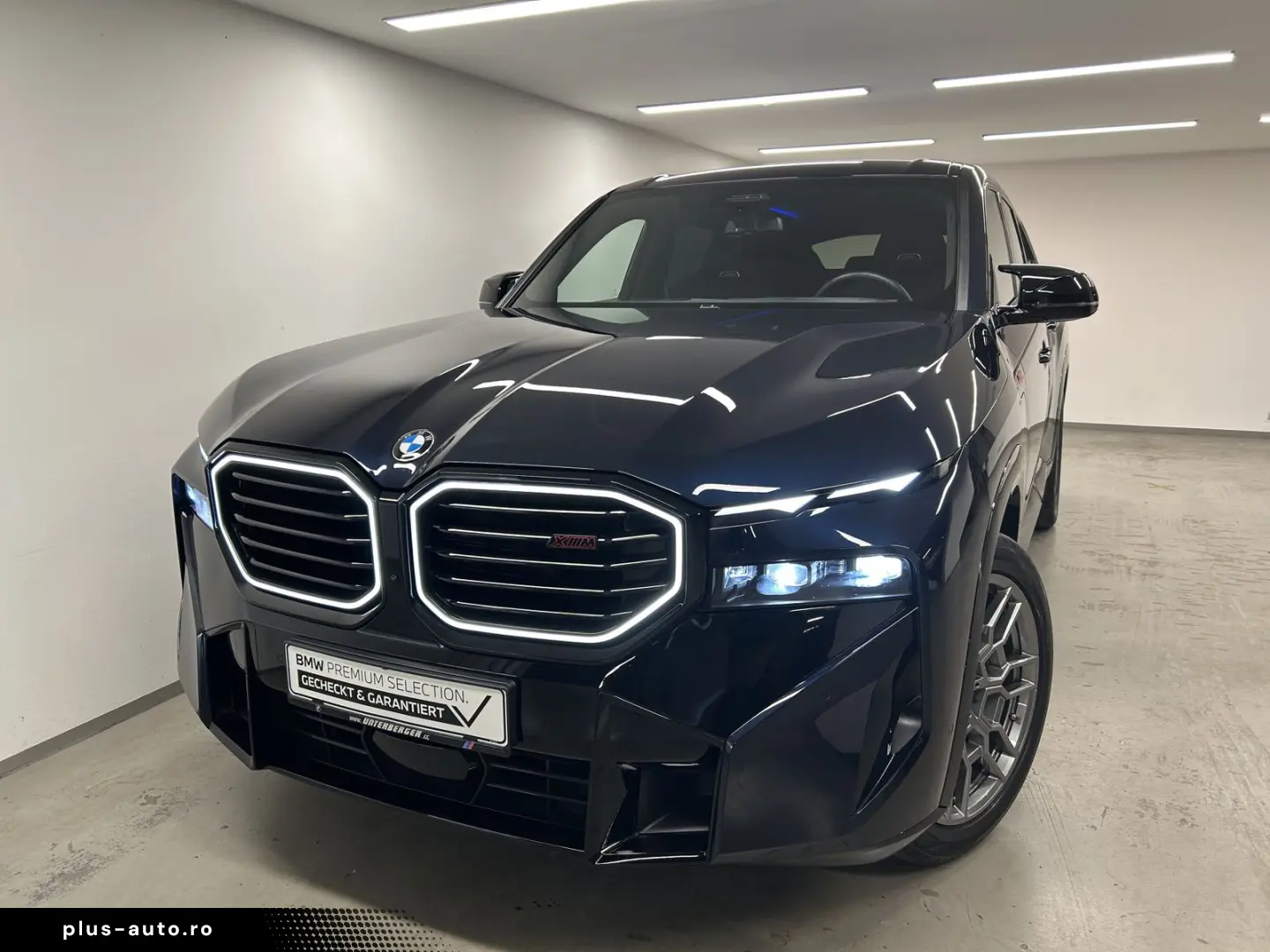 XM Label Red DA. Prof. PA. Plus B&W LED DAB AHK