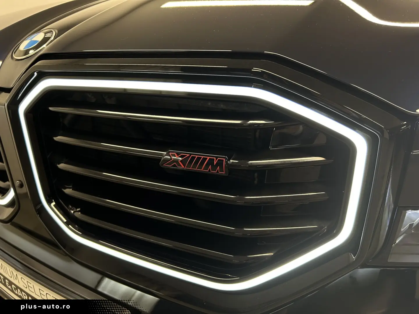 XM Label Red DA. Prof. PA. Plus B&W LED DAB AHK