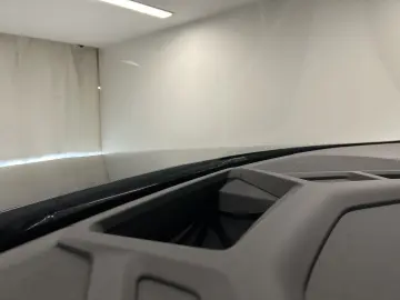 XM Label Red DA. Prof. PA. Plus B&W LED DAB AHK