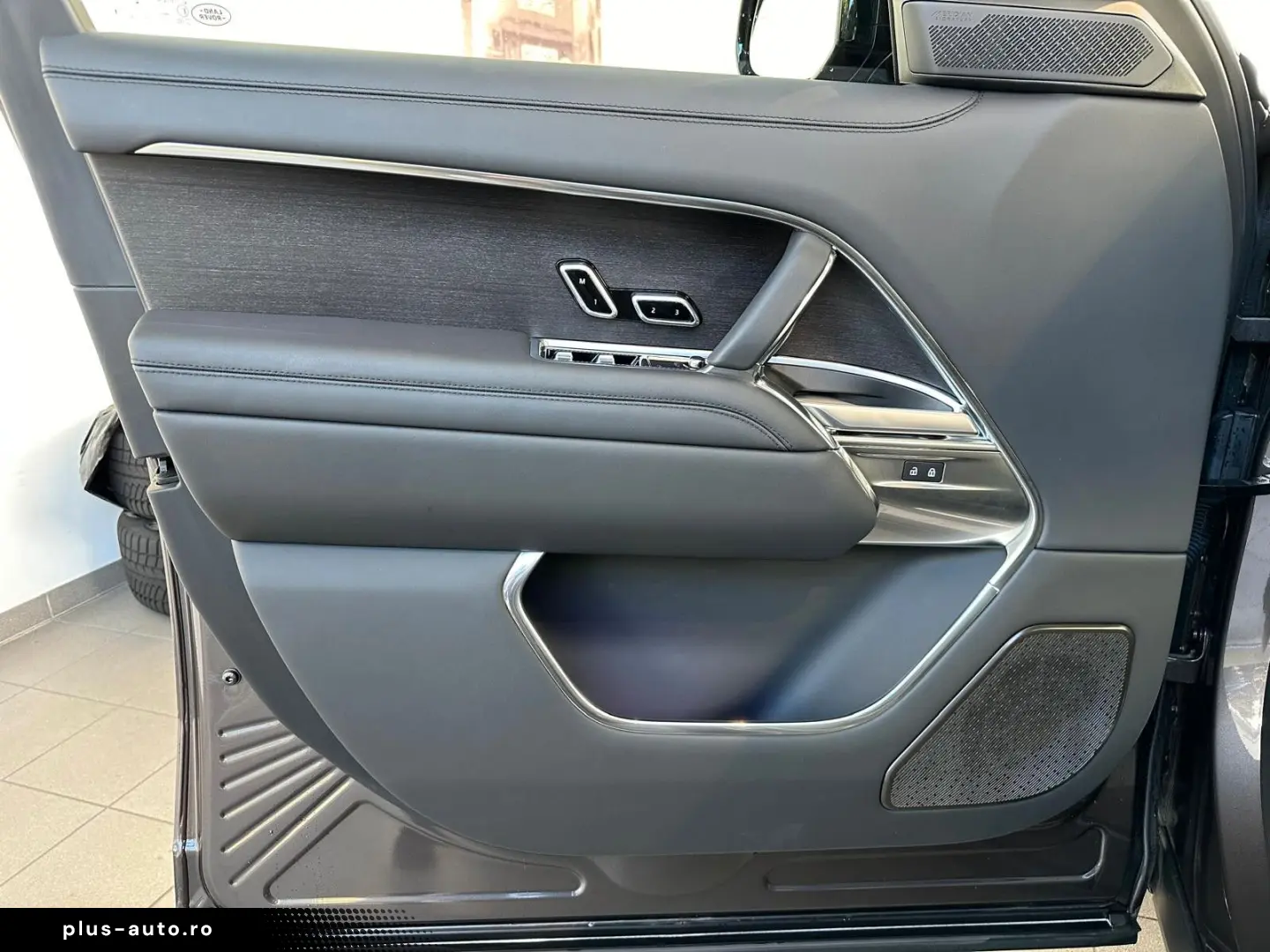 Range Rover Autobiography P550e Vollausst. 23''