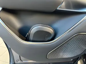 Range Rover Autobiography P550e Vollausst. 23''