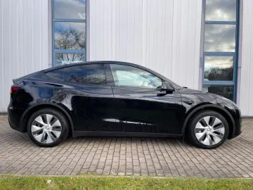 Model Y Long Range Dual Motor AWD