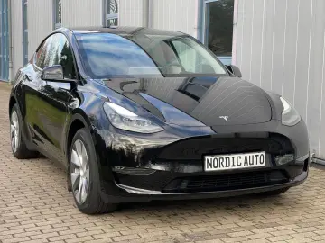 Model Y Long Range Dual Motor AWD