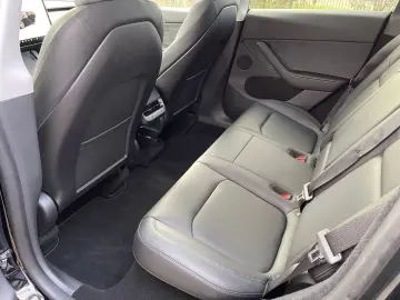 Model Y Long Range Dual Motor AWD