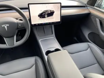Model Y Long Range Dual Motor AWD