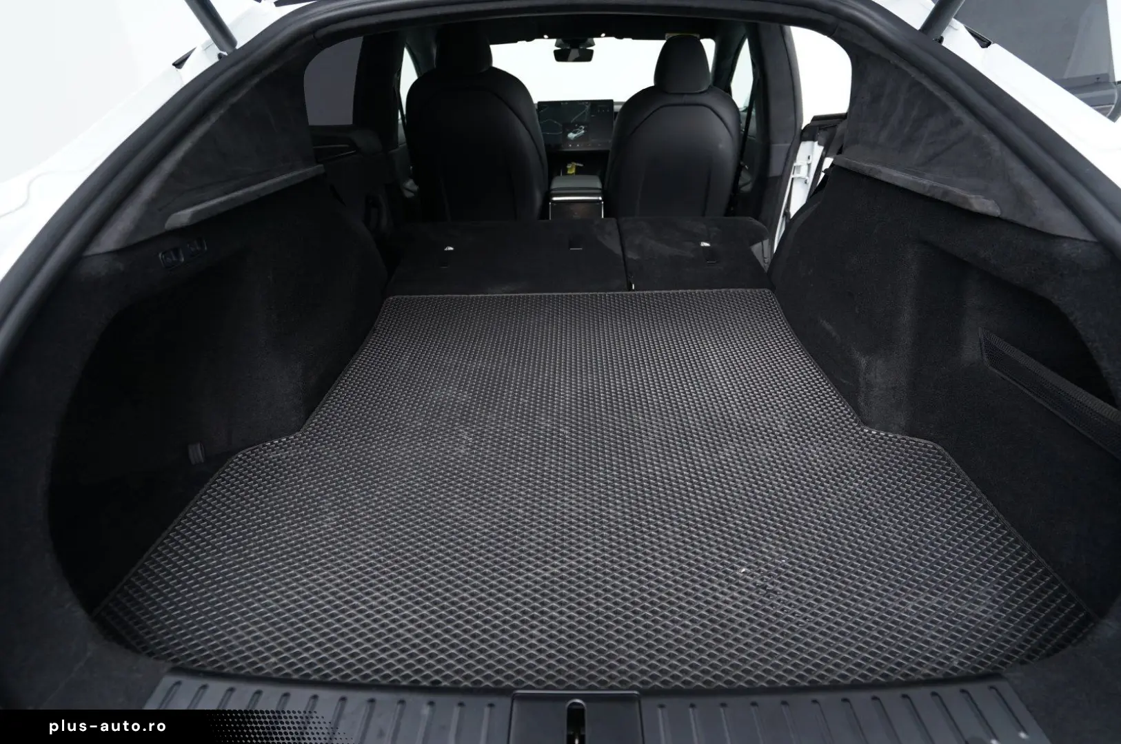 Model S Longrange Limousine