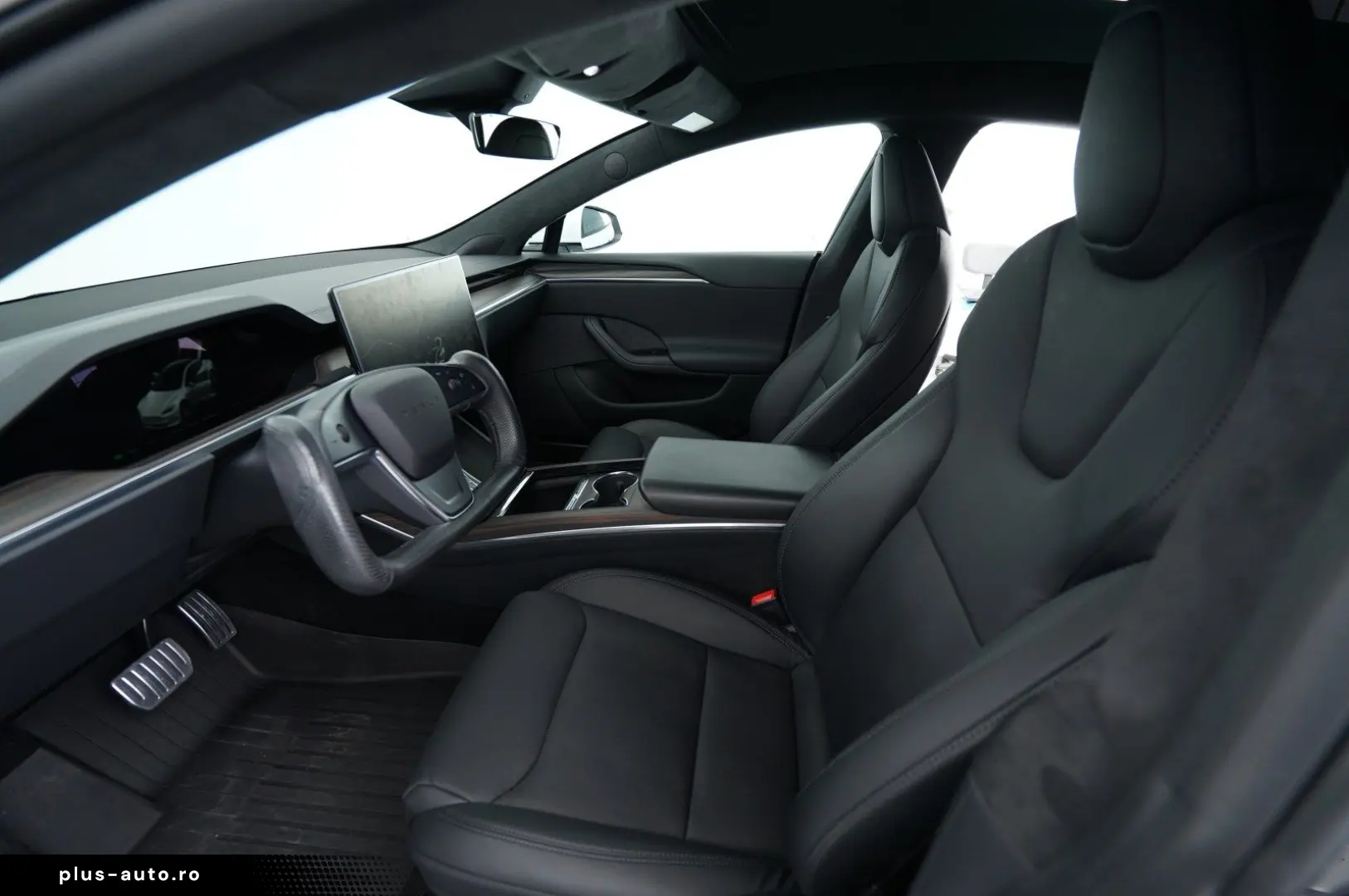 Model S Longrange Limousine