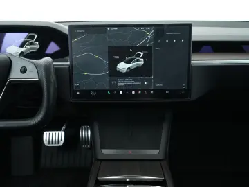 Model S Longrange Limousine