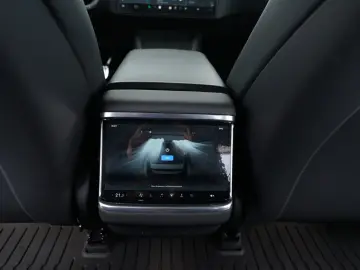 Model S Longrange Limousine