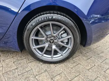 Model 3 LR AWD 2023
