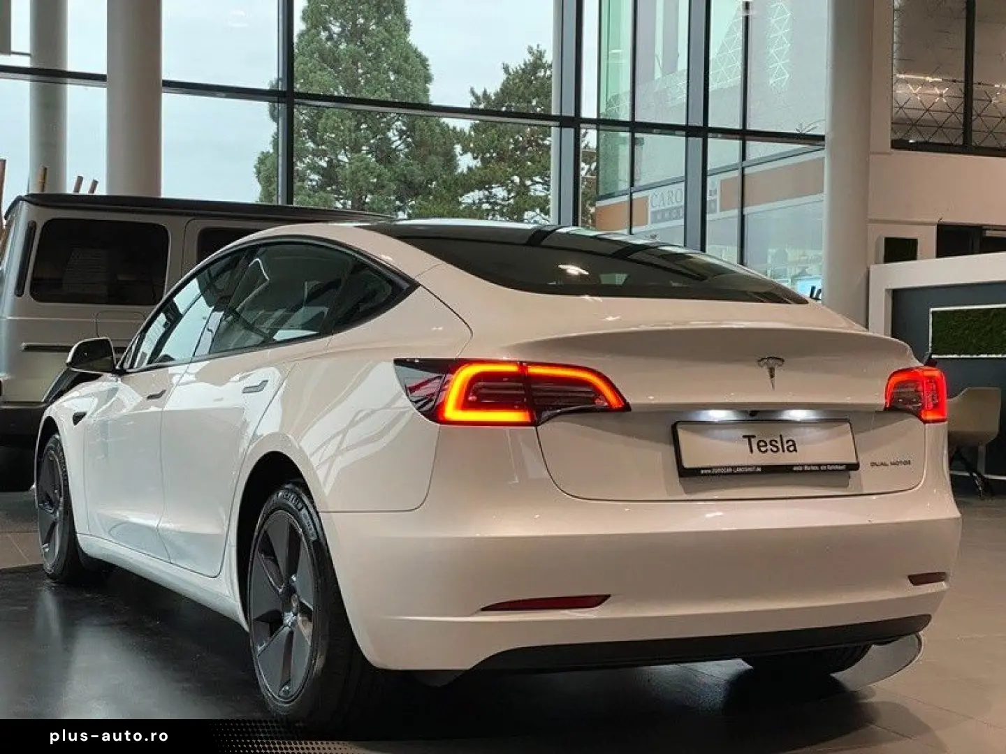 Model 3 AWD Long Range