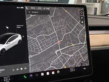Model 3 AWD Long Range