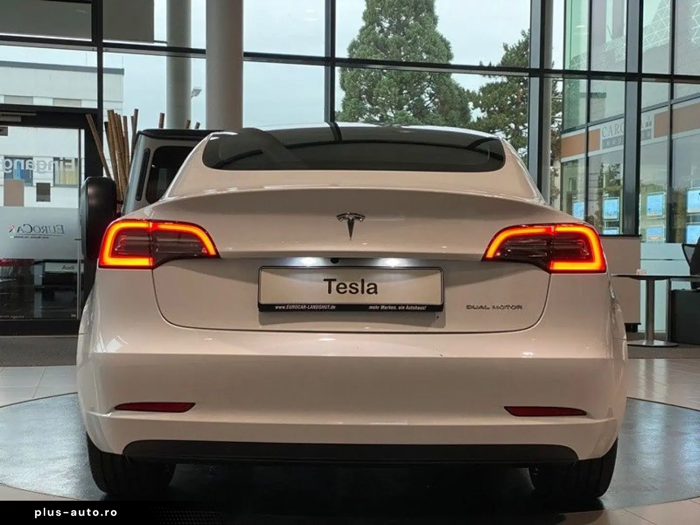 Model 3 AWD Long Range