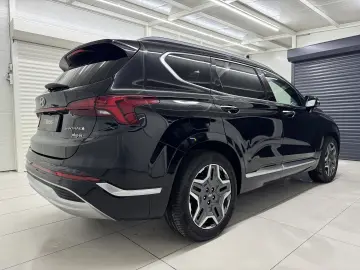 HYUNDAI SANTA FE 265 CP - PLUG-IN HYBRID – 4WD - SIGNATURE