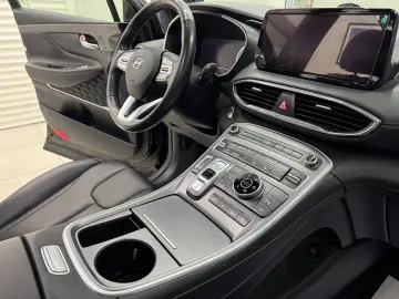 HYUNDAI SANTA FE 265 CP - PLUG-IN HYBRID – 4WD - SIGNATURE