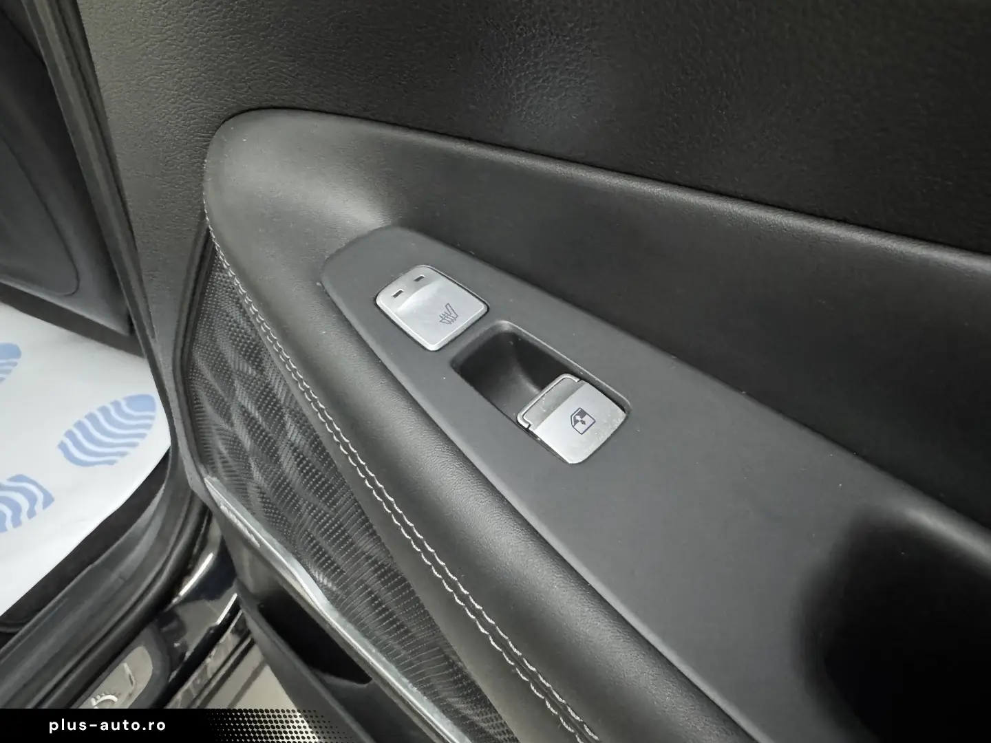 HYUNDAI SANTA FE 265 CP - PLUG-IN HYBRID – 4WD - SIGNATURE