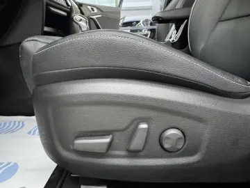 KIA XCEED 141 CP - PLUG-IN HYBRID – PLATINUM